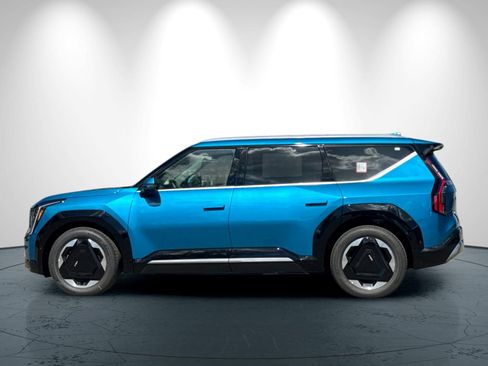New 2026 Kia EV9 Land AWD/4WD image 7