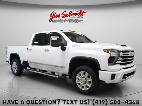 Used 2025 Chevrolet Silverado 2500 High Country AWD/4WD image 1