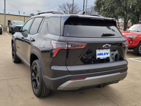 New 2026 Chevrolet Equinox LT w/ Midnight Edition AWD/4WD image 3
