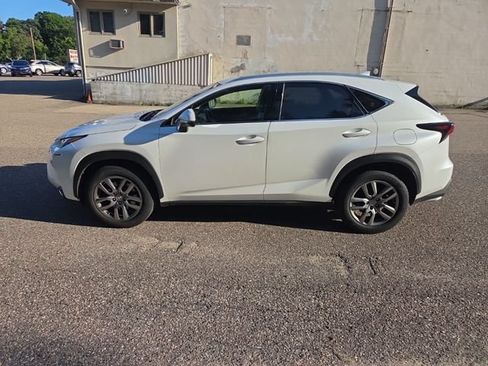 Used 2016 Lexus NX 200t AWD w/ Premium Package image 4