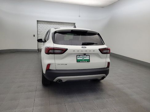Used 2023 Ford Escape Active FWD image 6