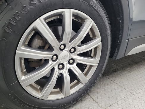 Used 2019 Cadillac XT4 Premium Luxury image 31