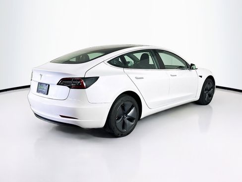 Used 2020 Tesla Model 3 Standard Range Plus image 9