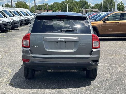 Used 2012 Jeep Compass Sport AWD/4WD image 5