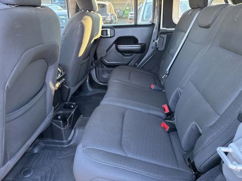 Used 2020 Jeep Wrangler Unlimited Sport image 5