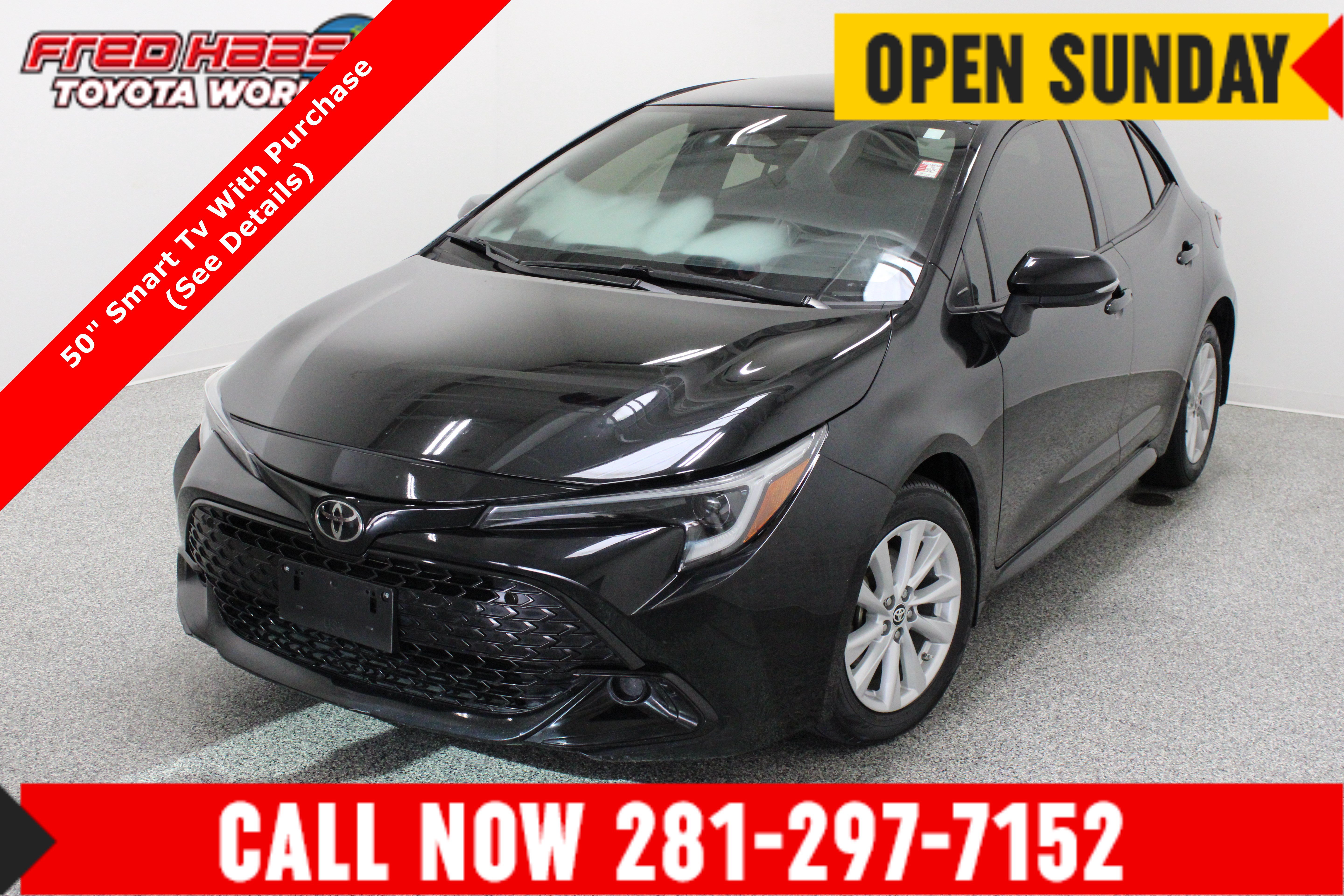 Used 2025 Toyota Corolla SE FWD image 1
