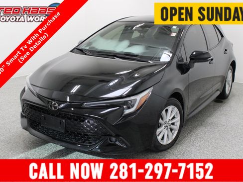 Used 2025 Toyota Corolla SE FWD image 1
