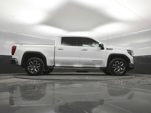 Used 2023 GMC Sierra 1500 SLT w/ SLT Premium Package AWD/4WD image 44