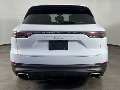 Certified 2023 Porsche Cayenne image 6