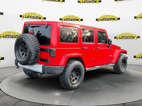 Used 2015 Jeep Wrangler Unlimited Sahara w/ Connectivity Group AWD/4WD image 5