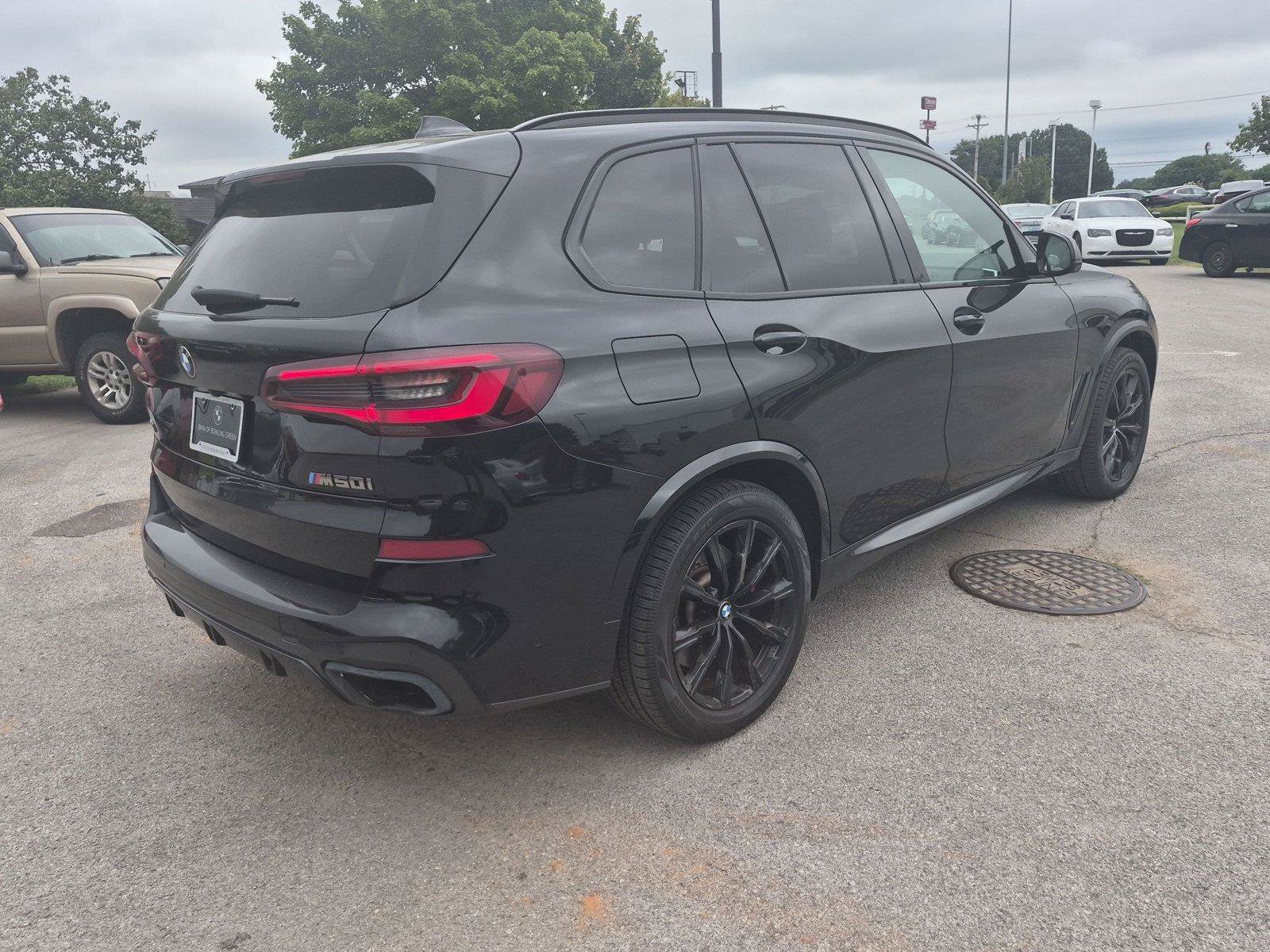 Used 2021 BMW X5 M50i AWD/4WD image 5