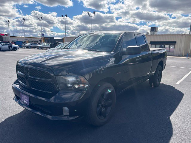 Used 2018 RAM 1500 Express w/ Black Ram 1500 Express Group AWD/4WD image 6