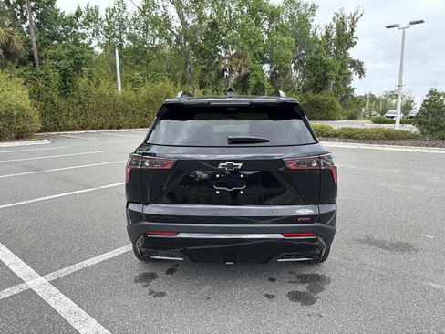 New 2026 Chevrolet Equinox RS w/ Convenience Package III FWD image 4