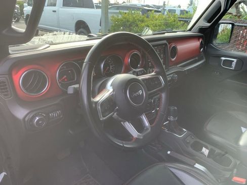 Used 2022 Jeep Wrangler Unlimited Rubicon image 12