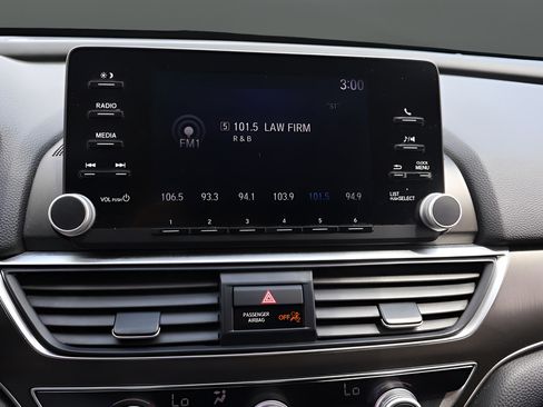 Used 2020 Honda Accord LX image 22