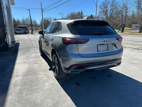 Certified 2025 Buick Envision Sport Touring image 8