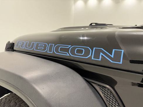 Used 2021 Jeep Wrangler Unlimited Rubicon 4xe w/ Dual Top Group image 9