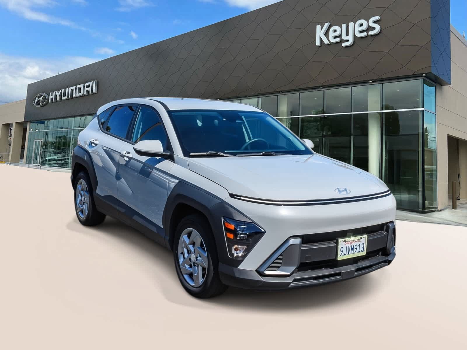 Certified 2024 Hyundai Kona SE FWD image 3