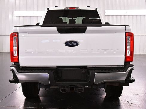 Used 2024 Ford F350 XLT image 6