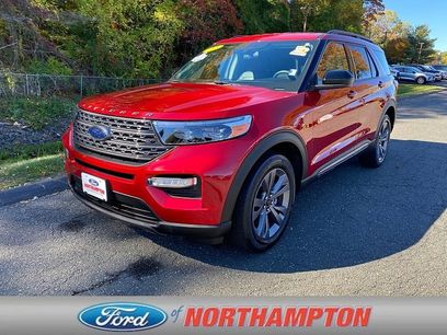 Certified 2022 Ford Explorer XLT w/ Equipment Group 202A