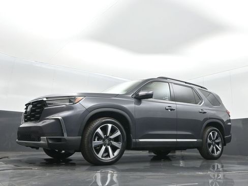 Certified 2023 Honda Pilot Elite image 11