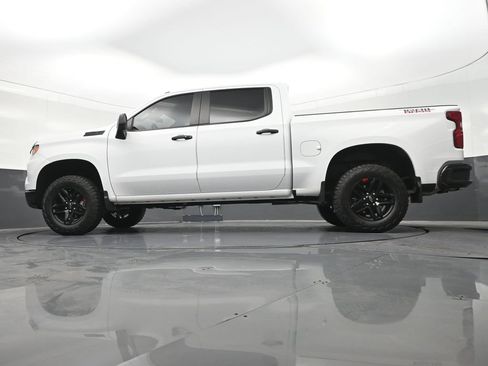 Used 2024 Chevrolet Silverado 1500 LT Trail Boss AWD/4WD image 24