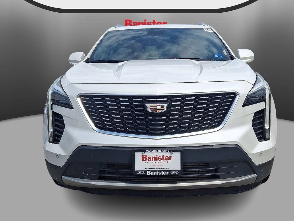 Used 2020 Cadillac XT4 Premium Luxury AWD/4WD image 2