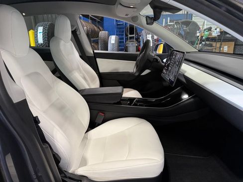 Used 2020 Tesla Model Y Long Range AWD/4WD image 7