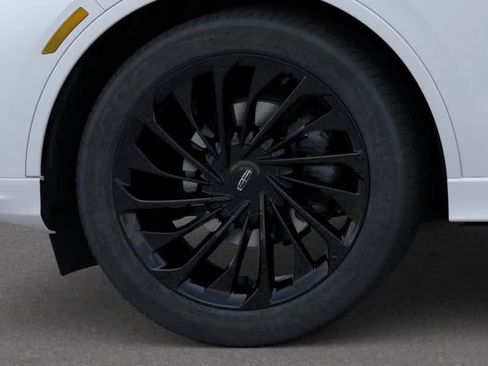 New 2026 Lincoln Aviator Reserve RWD image 28