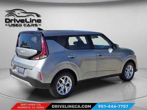Used 2024 Kia Soul LX w/ Option Group 015 image 2