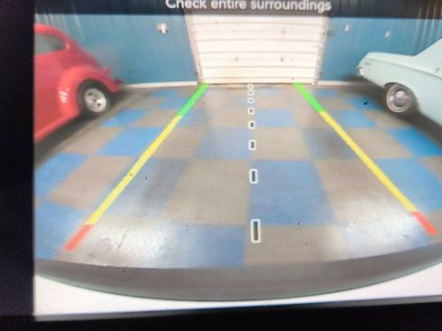 Used 2020 Jeep Cherokee Latitude Plus w/ Cold Weather Group image 31