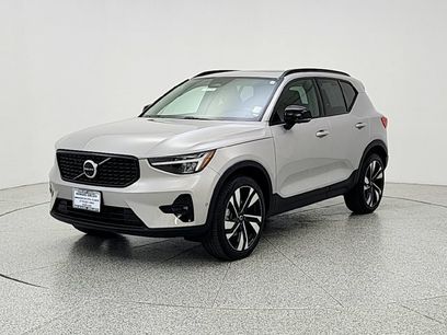 Used 2024 Volvo XC40 B5 Plus w/ Protection Package Premier
