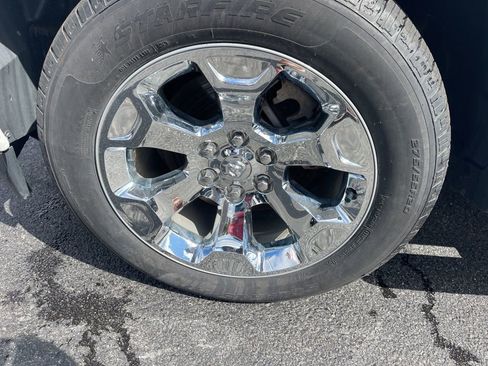 Used 2021 RAM 1500 Big Horn AWD/4WD image 12