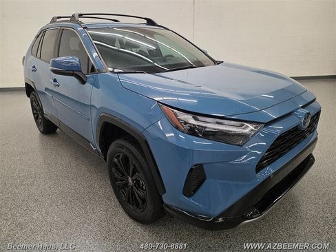 Used 2023 Toyota RAV4 SE w/ Convenience Package AWD/4WD image 10