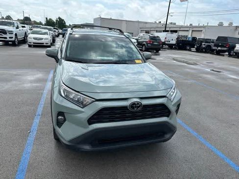 Used 2021 Toyota RAV4 XLE Premium AWD/4WD image 23