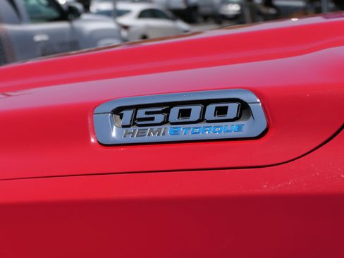 Used 2024 RAM 1500 Laramie RWD image 11
