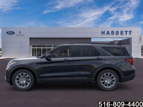 Used 2026 Ford Explorer Active w/ Active Comfort Package AWD/4WD image 4