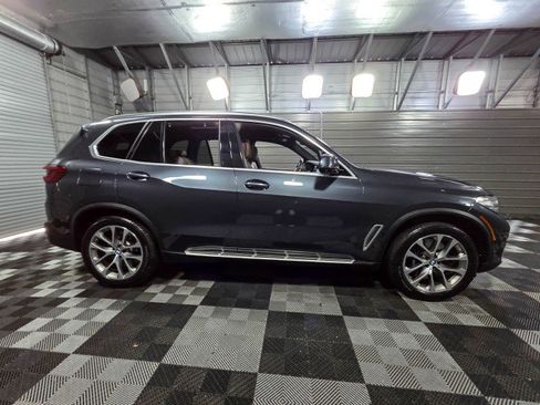 Used 2020 BMW X5 xDrive40i w/ Executive Package AWD/4WD image 9