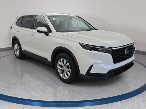 Certified 2025 Honda CR-V LX image 3