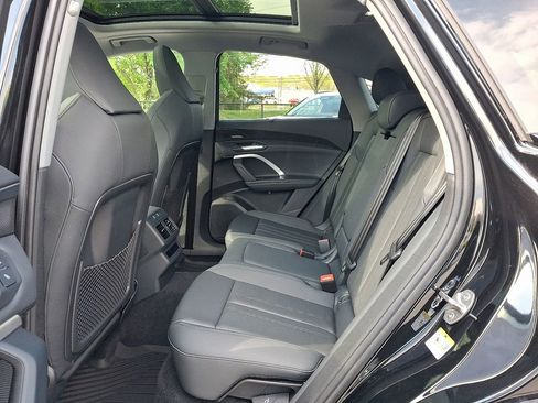 New 2026 Audi Q5 Premium Plus AWD/4WD image 5