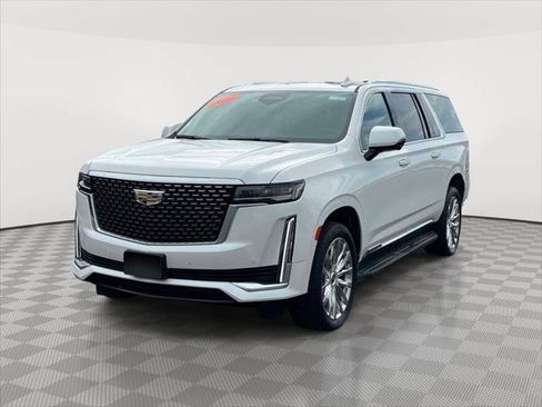 Used 2023 Cadillac Escalade ESV Premium Luxury AWD/4WD image 3