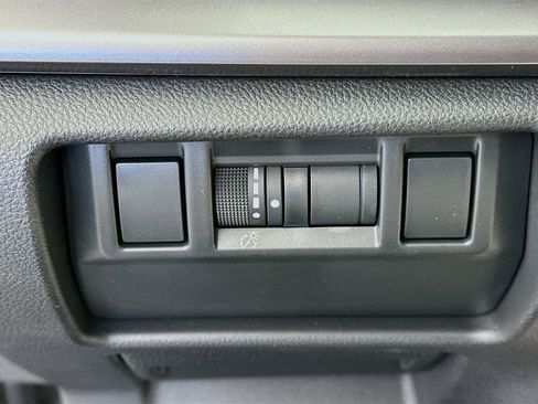 Used 2024 Subaru Impreza 2.0i image 16