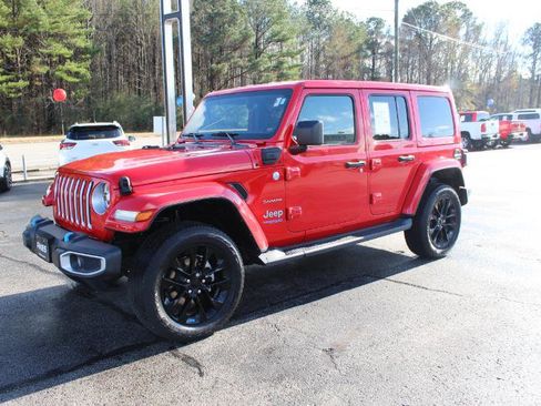 Used 2022 Jeep Wrangler Unlimited Sahara w/ Cold Weather Group image 2