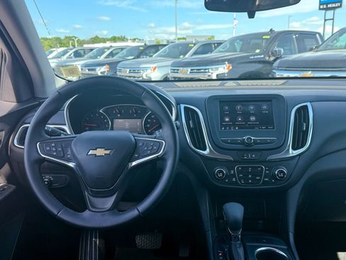 Certified 2024 Chevrolet Equinox LT AWD/4WD image 24