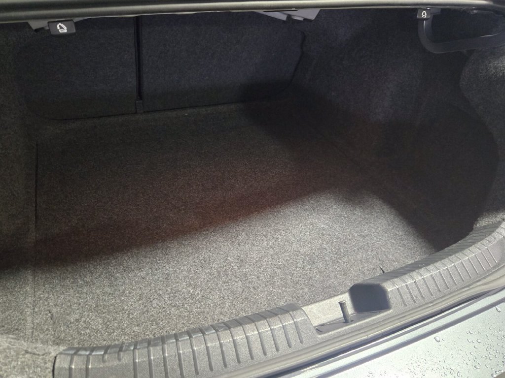 Certified 2024 Volkswagen Jetta S FWD image 15