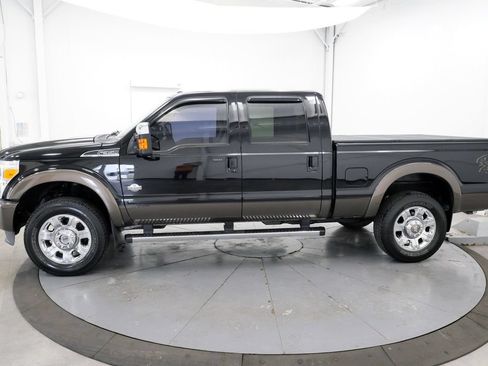 Used 2016 Ford F350 King Ranch w/ King Ranch w/Chrome Package AWD/4WD image 4