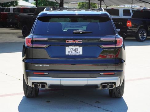 Used 2024 GMC Acadia Elevation FWD image 4