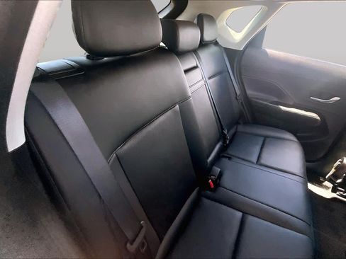Used 2024 Hyundai Kona Limited FWD image 19