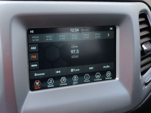 Used 2019 Jeep Compass Sport image 13