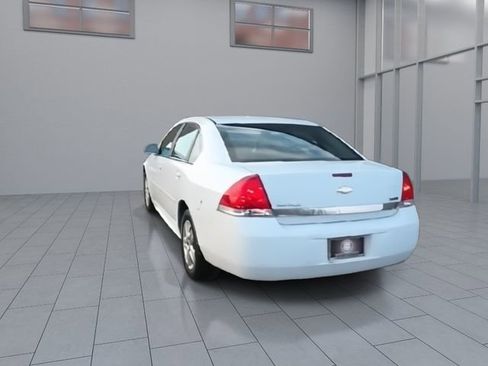 Used 2011 Chevrolet Impala LS image 7